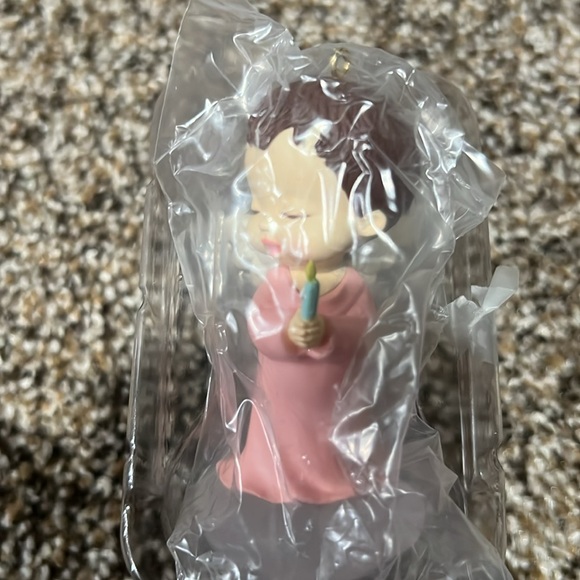 1990 vintage hallmark keepsake ornament “Mary’s angels - rosebud” - Picture 4 of 4